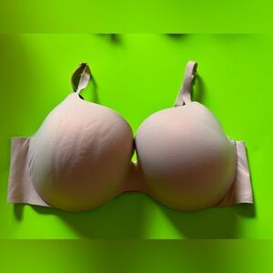 Woman's bras lots padding too padded for me like new Scroll post lots bras